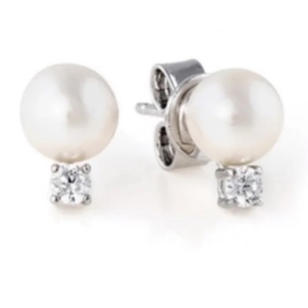 New 🩶 Crislu Freshwater Pearl Stud Earrings